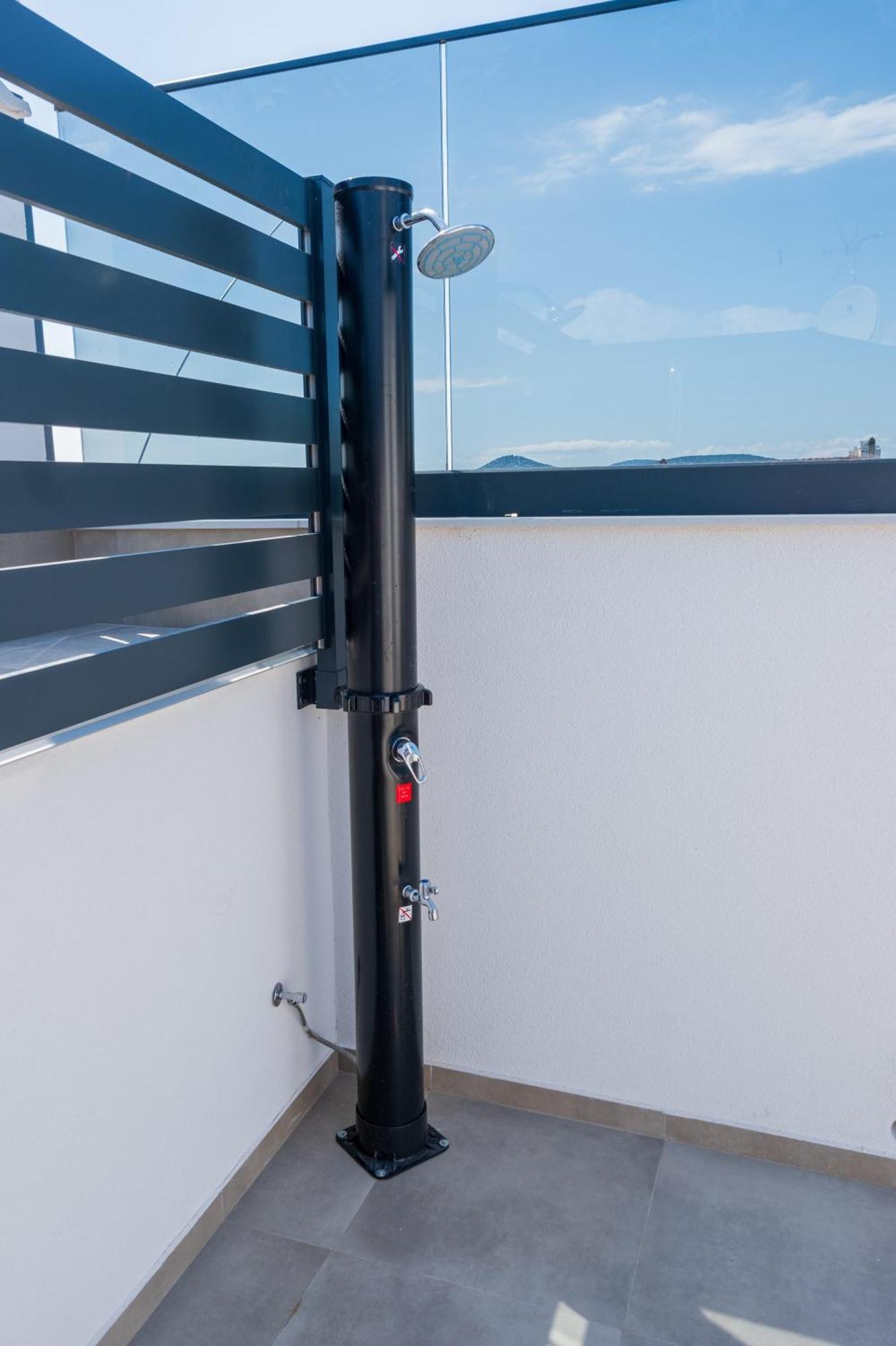 Three-Bedroom Premium Holiday Home Atmosfera With Private Pool&Sauna Vodice Exteriör bild