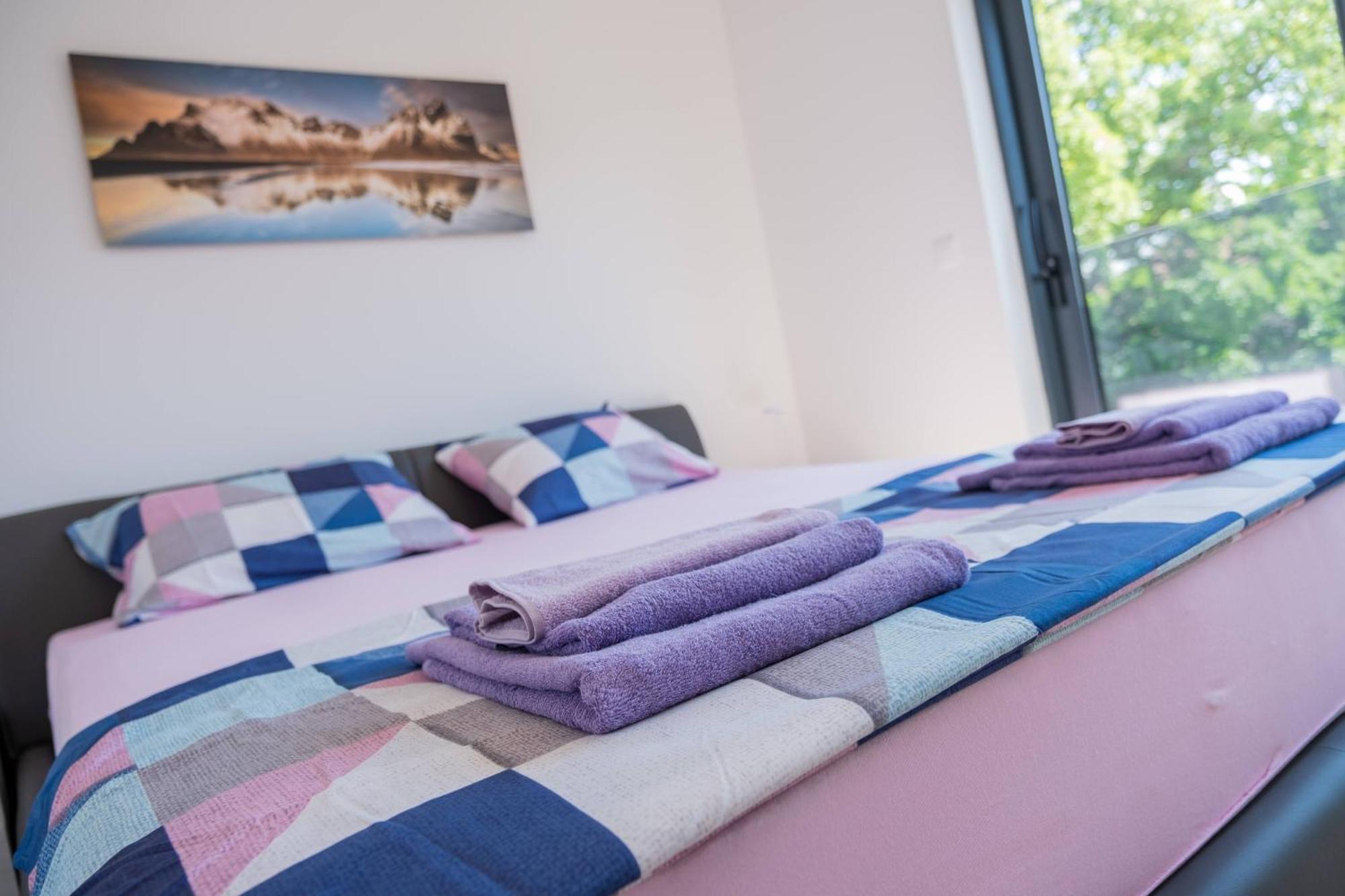 Three-Bedroom Premium Holiday Home Atmosfera With Private Pool&Sauna Vodice Exteriör bild