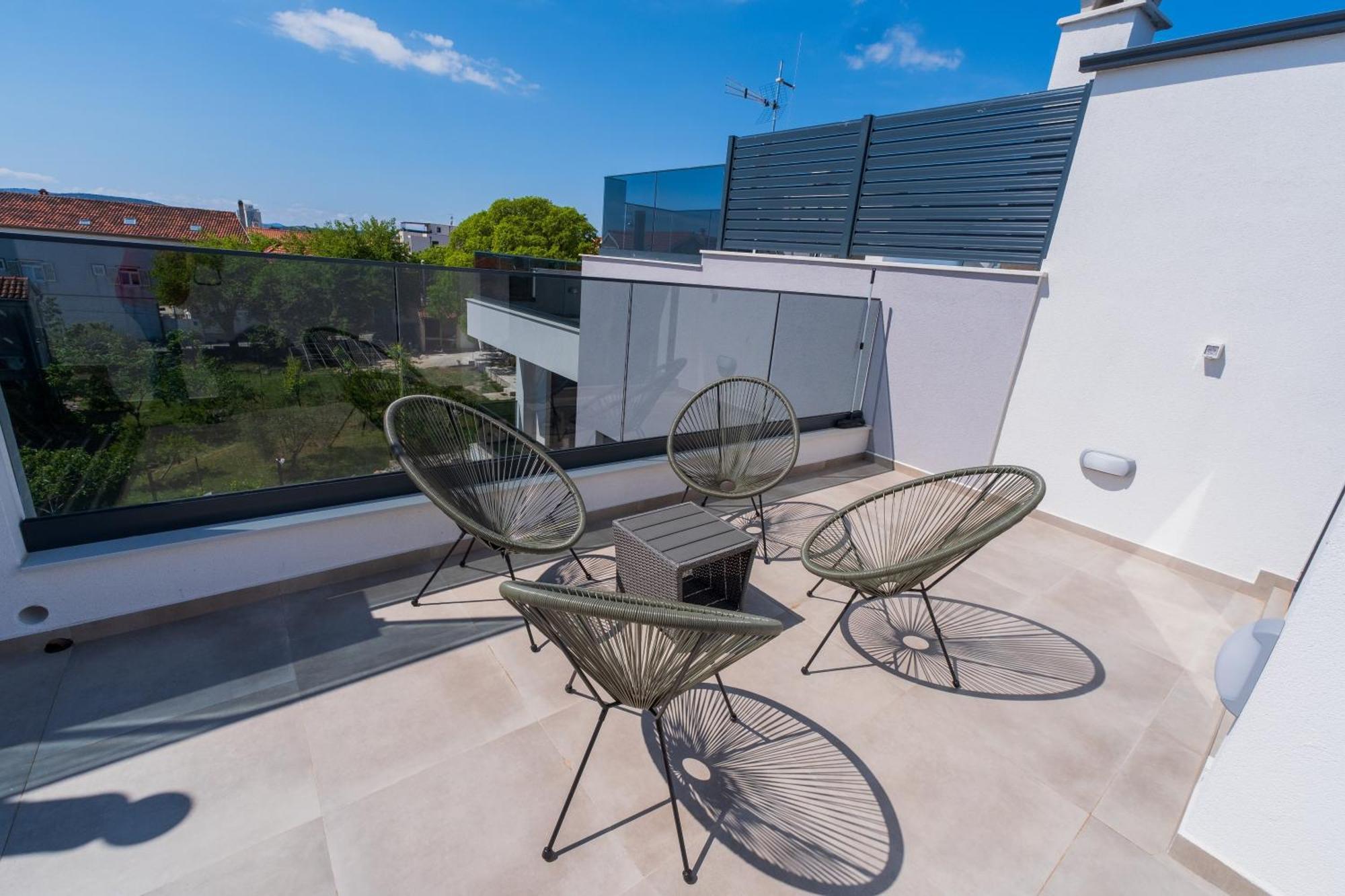 Three-Bedroom Premium Holiday Home Atmosfera With Private Pool&Sauna Vodice Exteriör bild