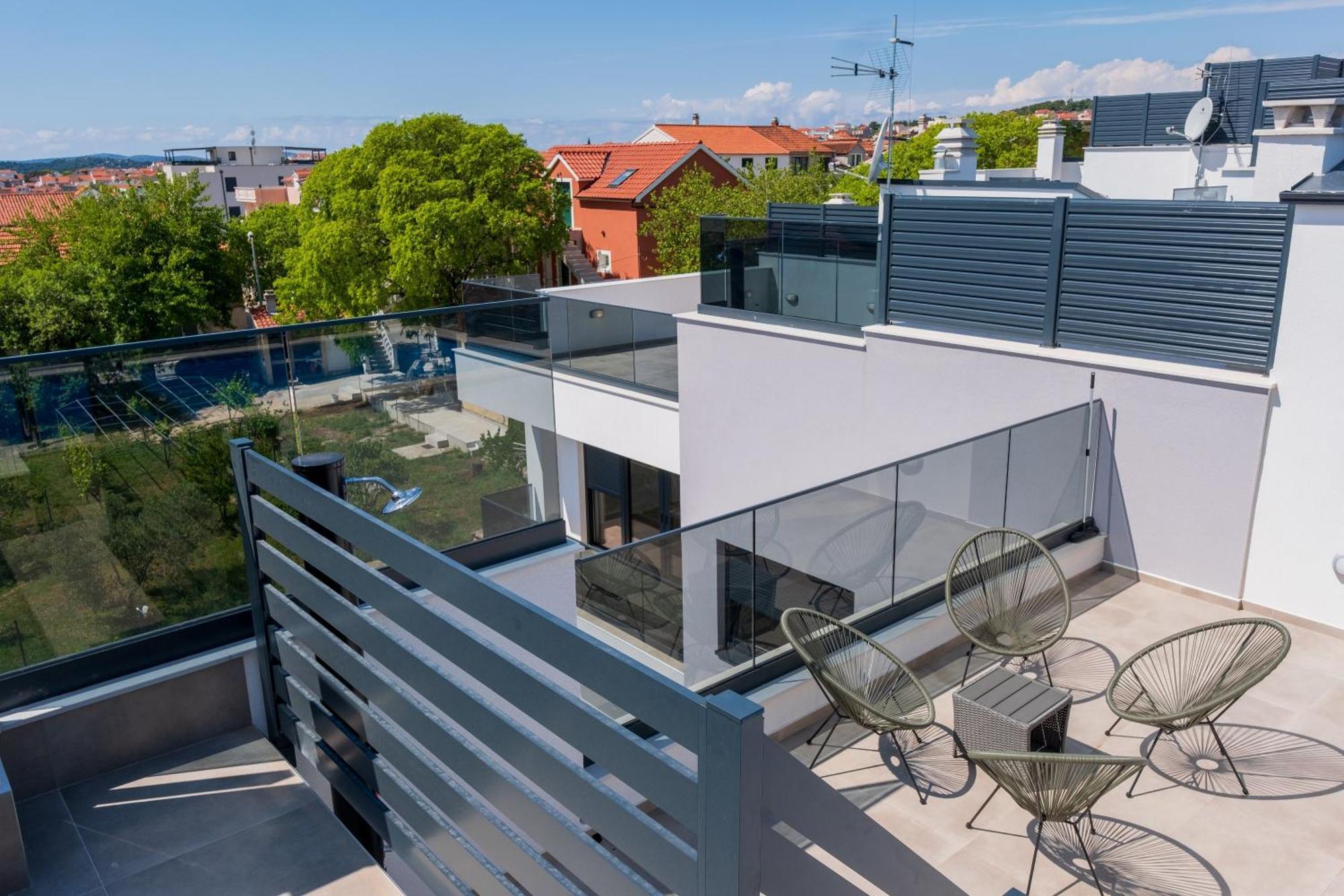 Three-Bedroom Premium Holiday Home Atmosfera With Private Pool&Sauna Vodice Exteriör bild