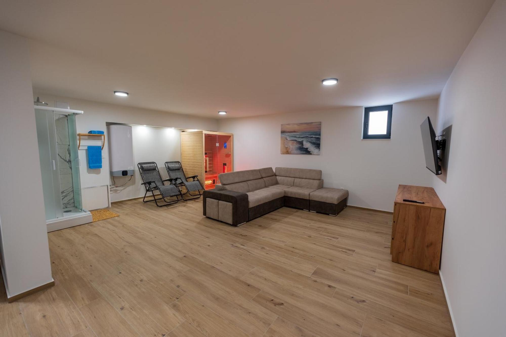 Three-Bedroom Premium Holiday Home Atmosfera With Private Pool&Sauna Vodice Exteriör bild
